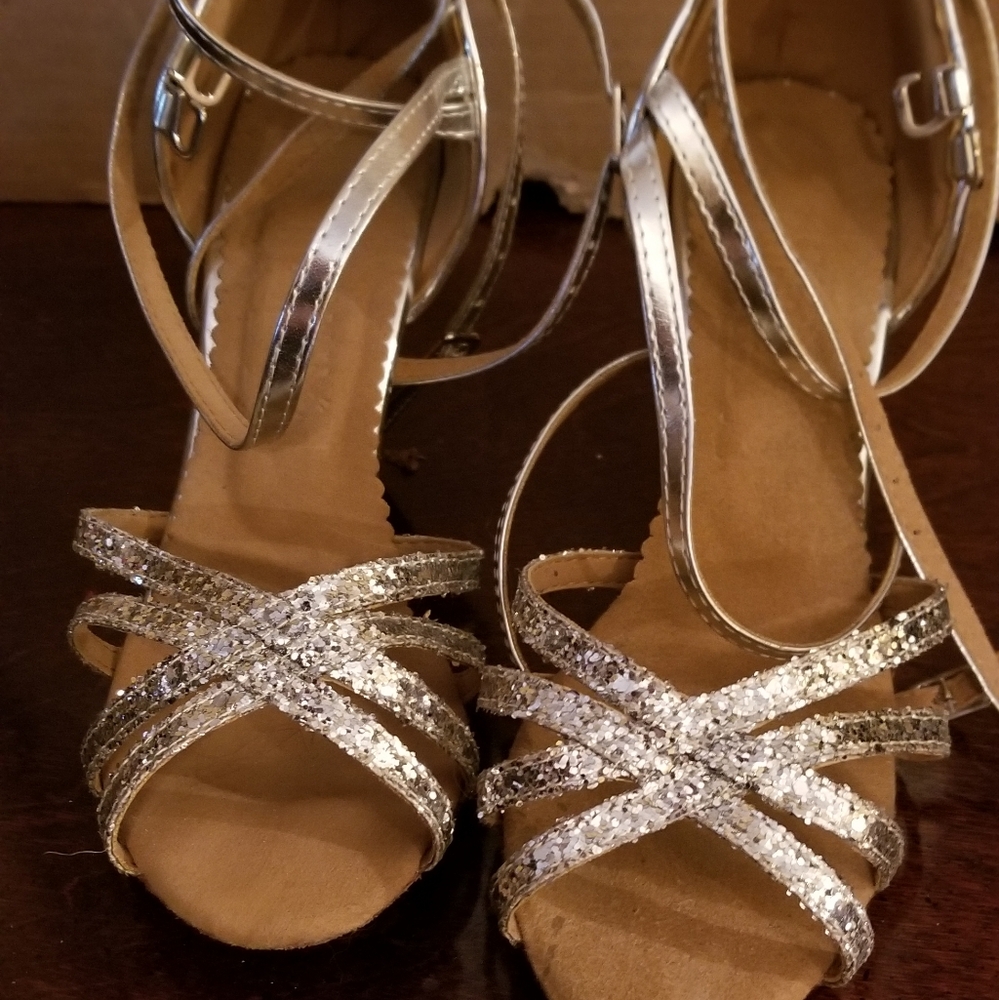 Dance shoes